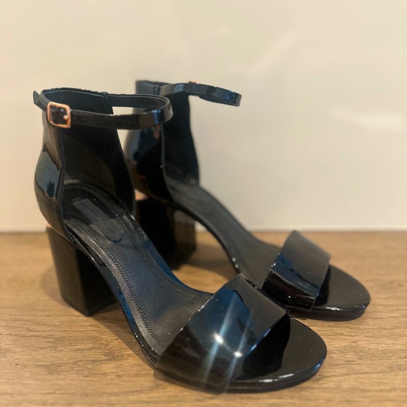 Alexander Wang patent leather sandals - Picture 3 of 12